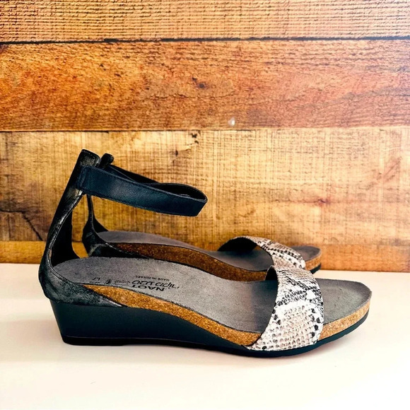 Naot Pixie Cobra Luster Wedge Sandals - Picture 2 of 8